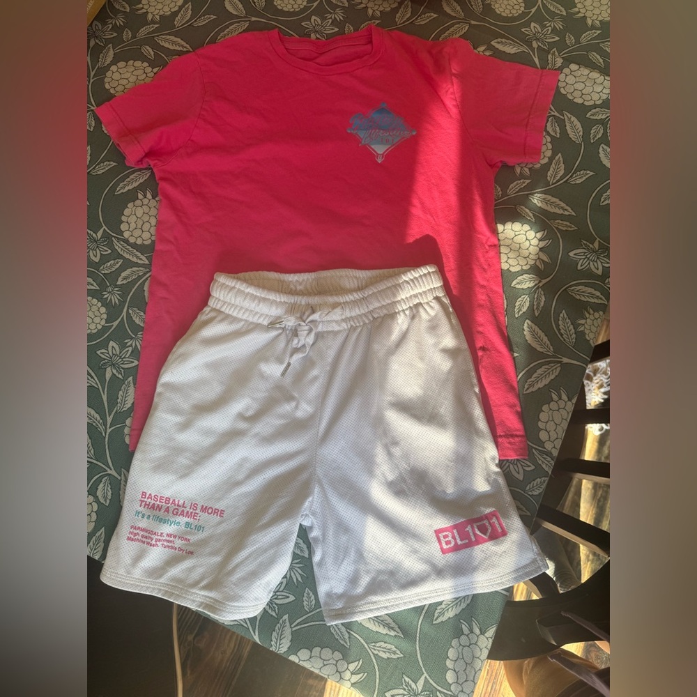 Baseball lifestyle 101 outfit